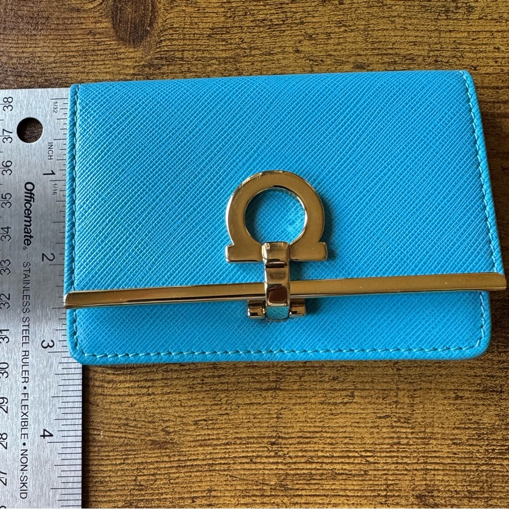Ferragamo card wallet - Picture 12 of 15